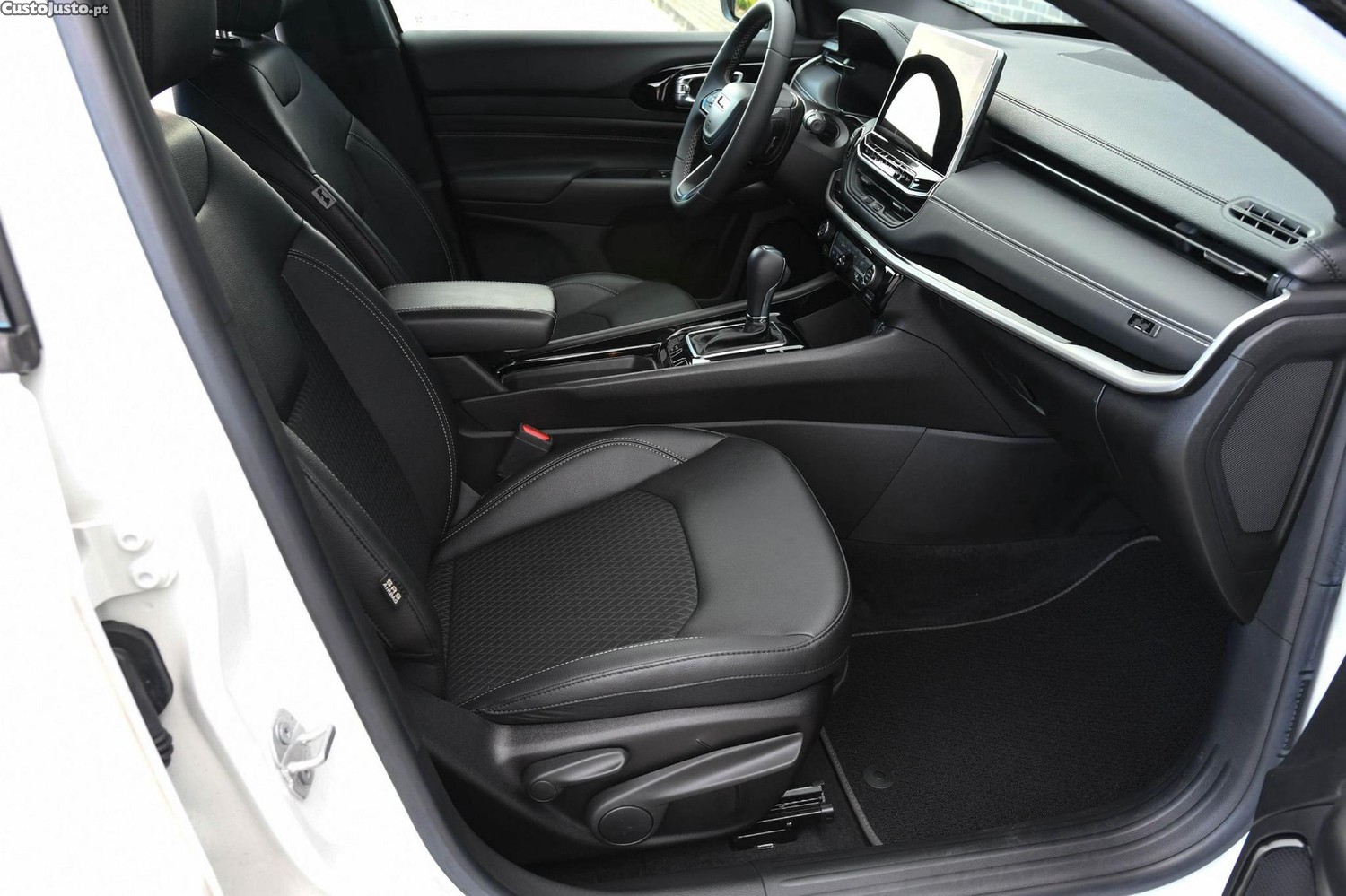 Jeep Compass 1.5 TG e-Hybrid S DCT — fotografia 20