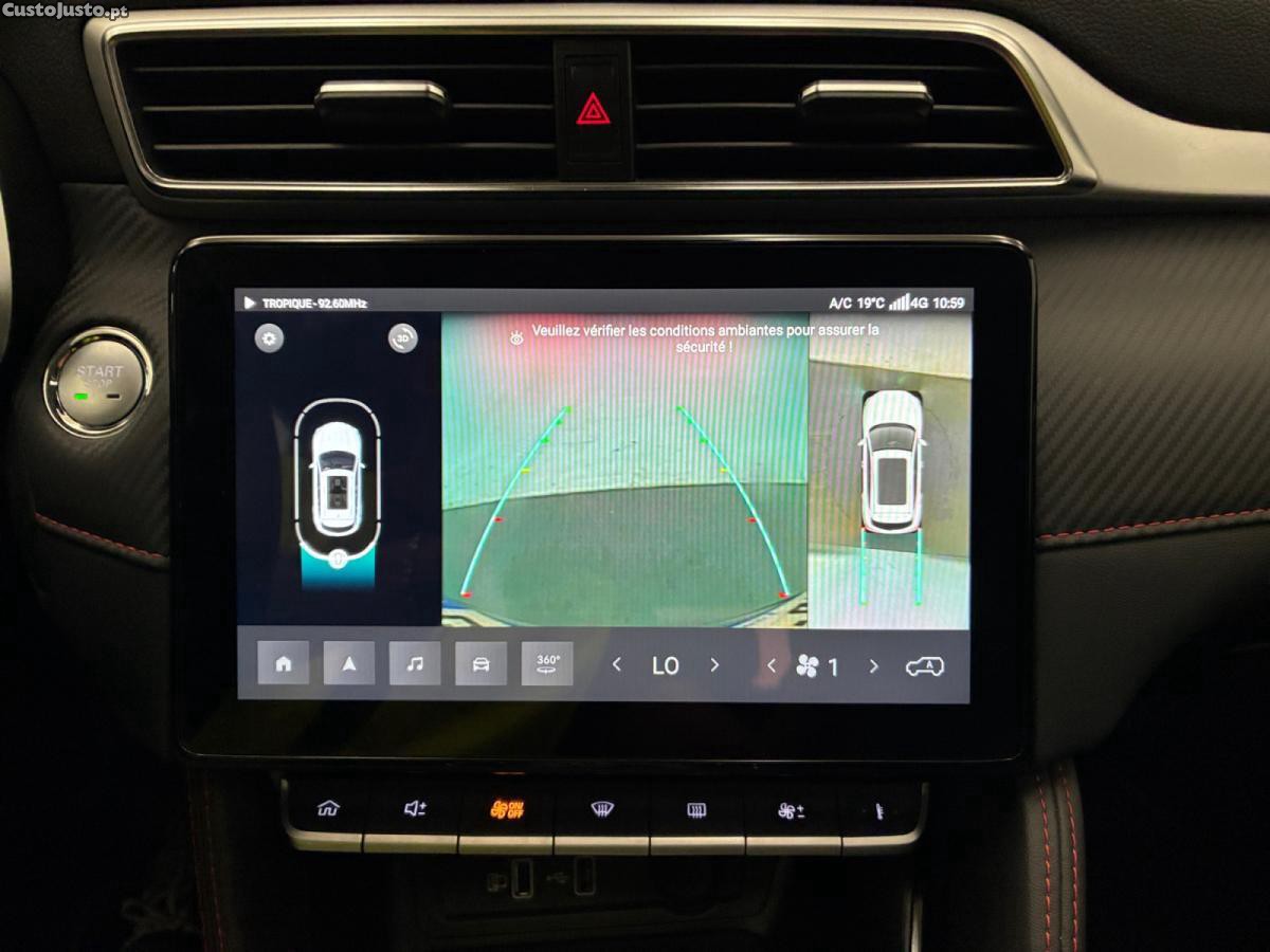 MG ZS 72.6 kWh Luxury — fotografia 6