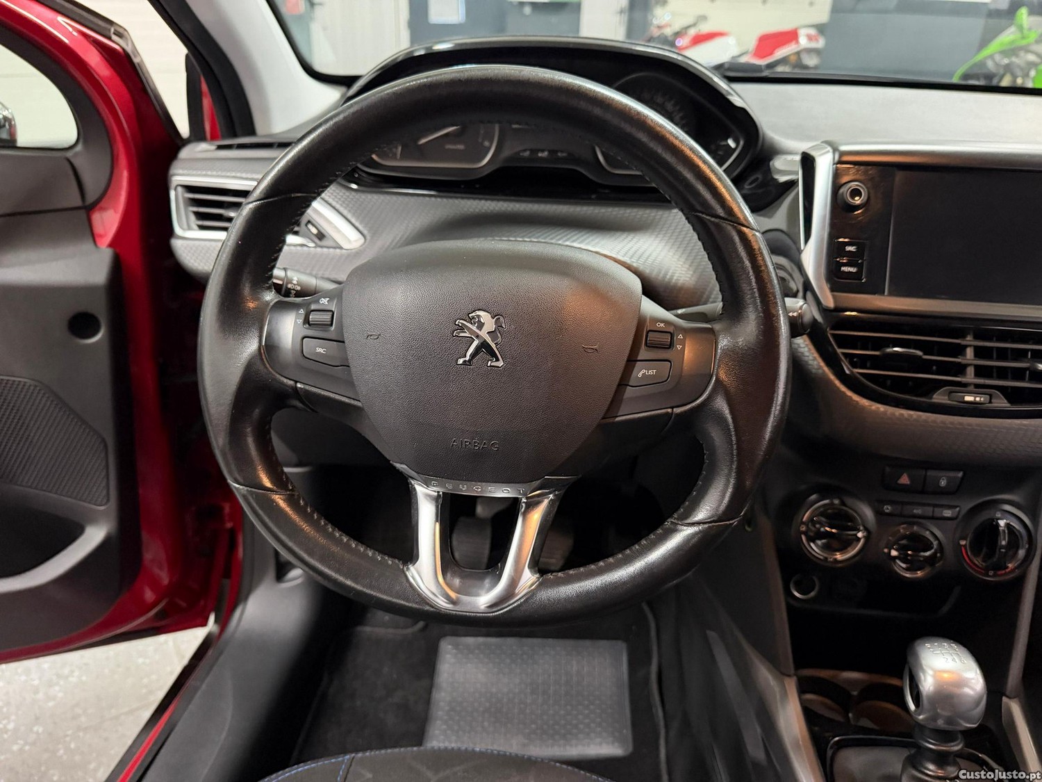 Peugeot 2008 1.5 BlueHDi Style — fotografia 14