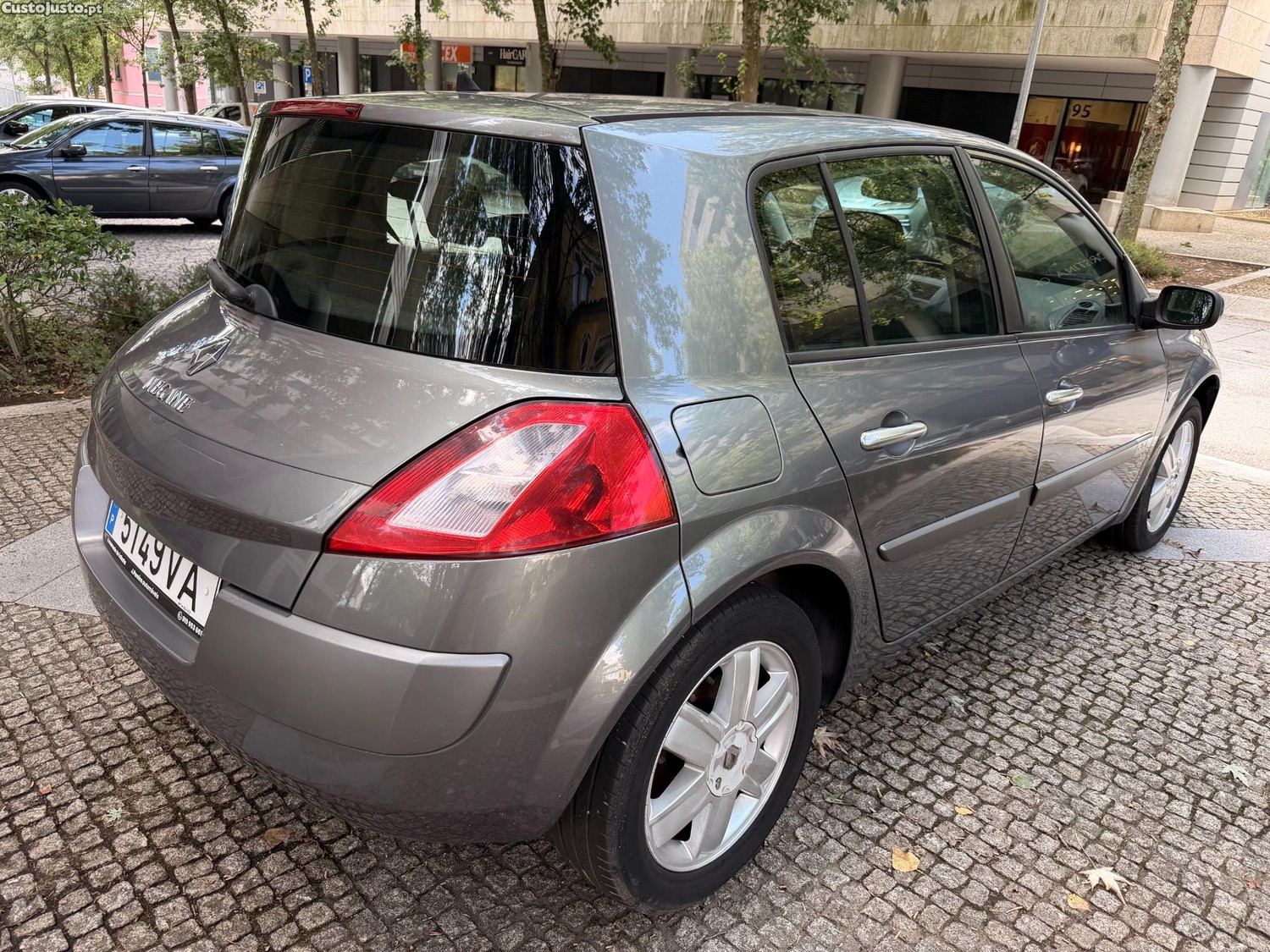 Renault Mégane 1.5 dci Confort — fotografia 19