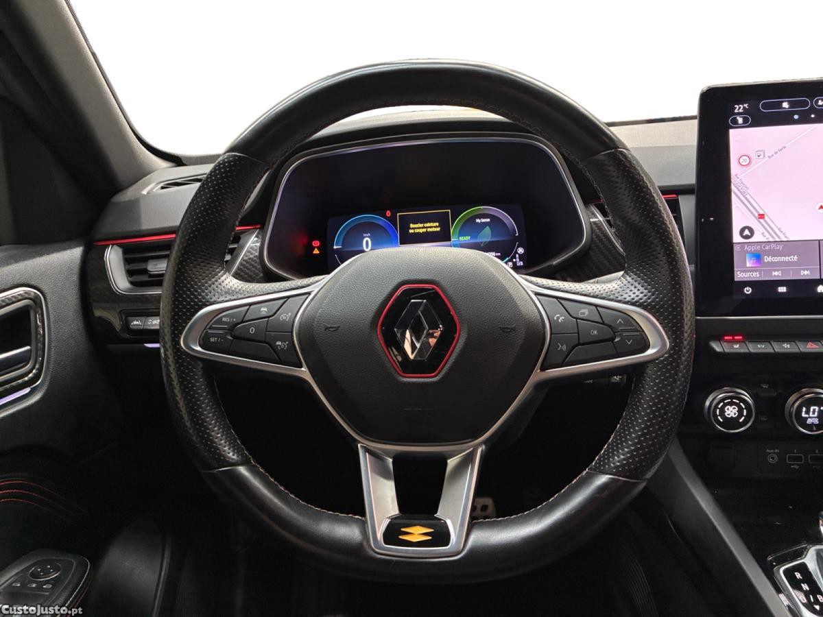 Renault Arkana E-Tech R.S. Line — fotografia 5