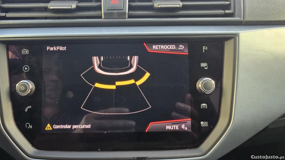 SEAT Arona 1.6 TDI Style — fotografia 9