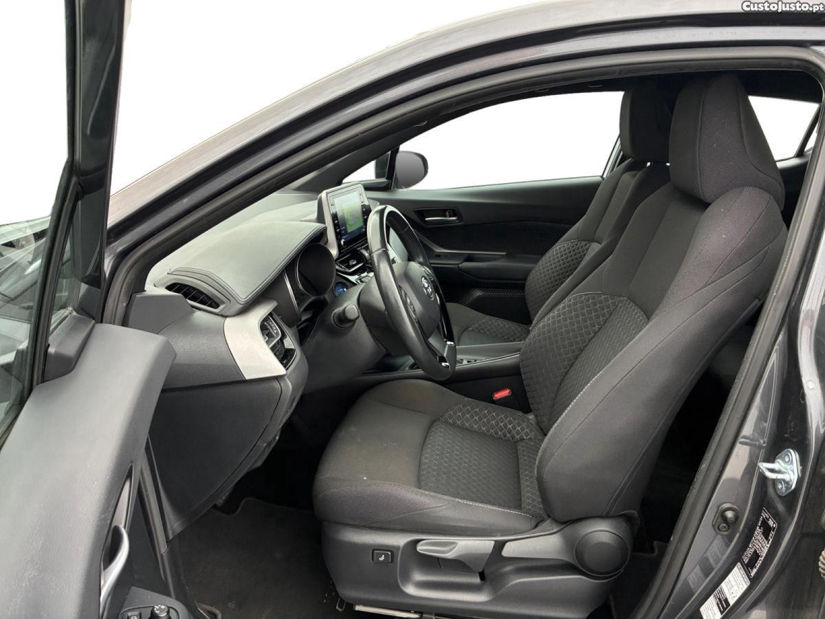 Toyota C-HR 1.8 Hybrid Dynamic Business — fotografia 7