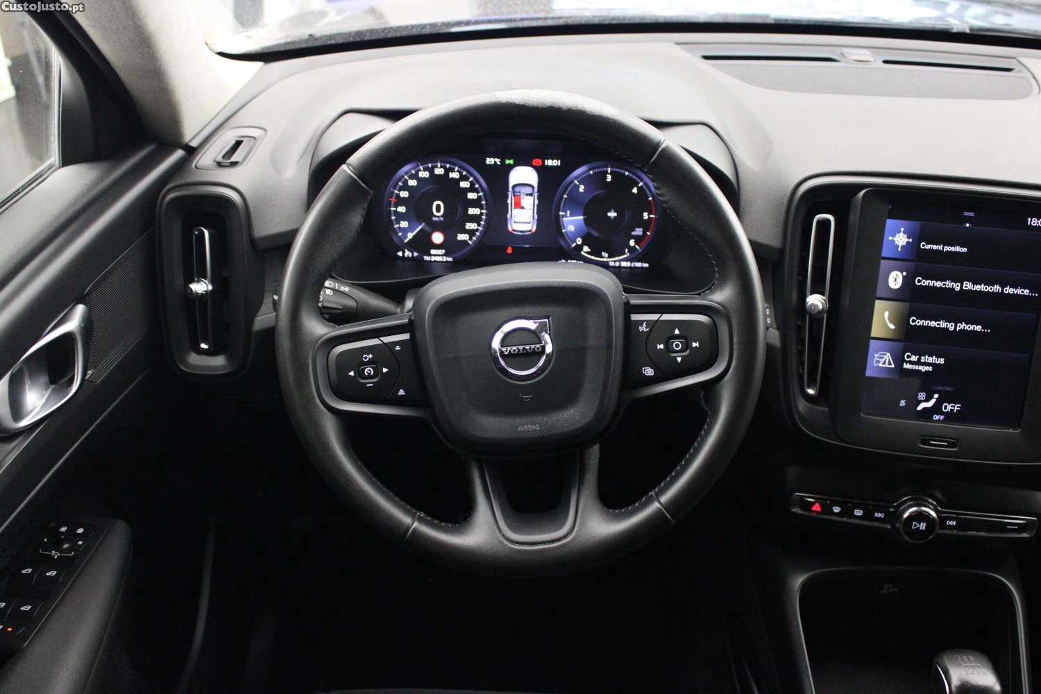 Volvo XC 40 D3 2.0 — fotografia 36