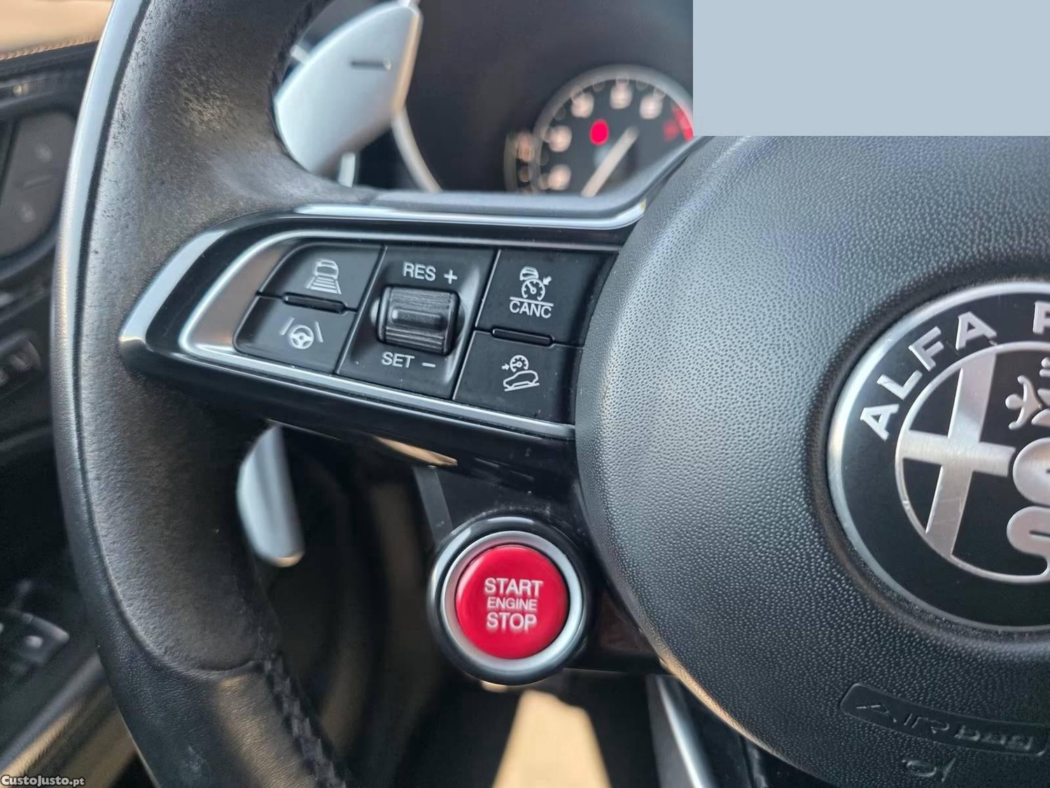 Alfa Romeo Stelvio 2.9 T Quadrifoglio V6 — fotografia 12