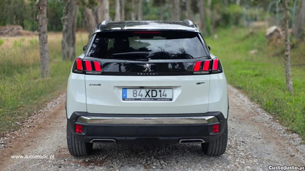 Peugeot 3008 2.0 BlueHDi GT EAT8 — fotografia 19