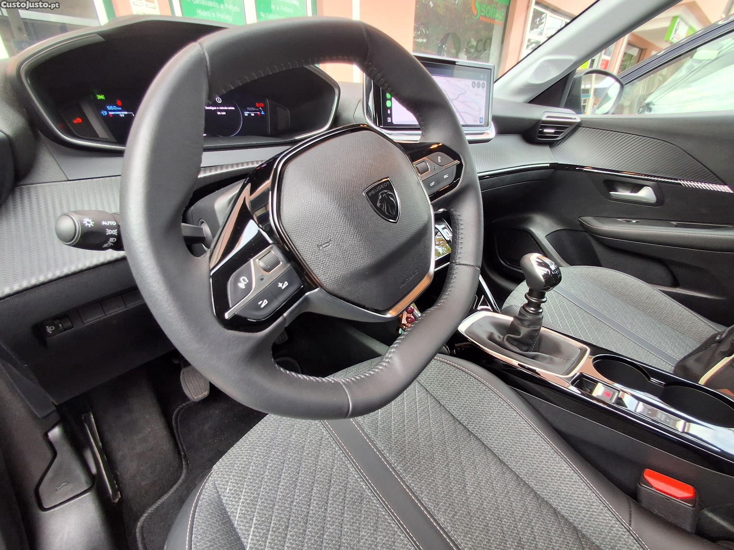 Peugeot 208 ALLURE — fotografia 7