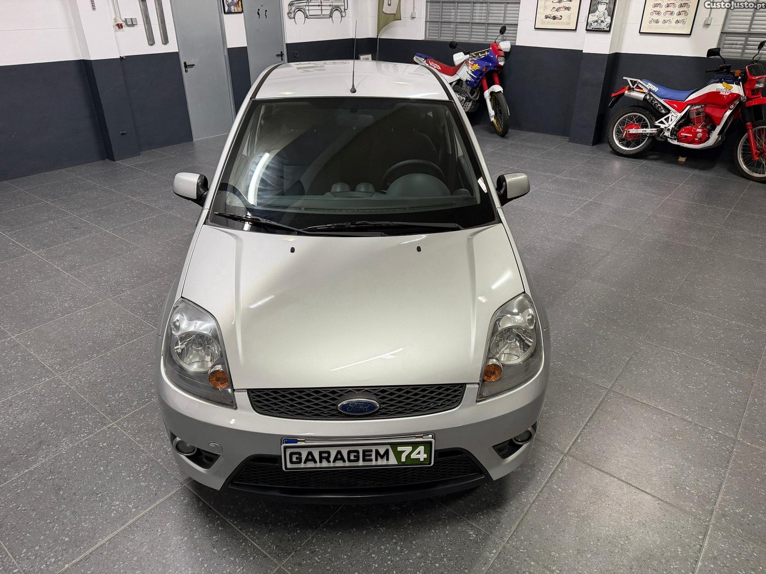 Ford Fiesta 1.25 Connection — fotografia 9