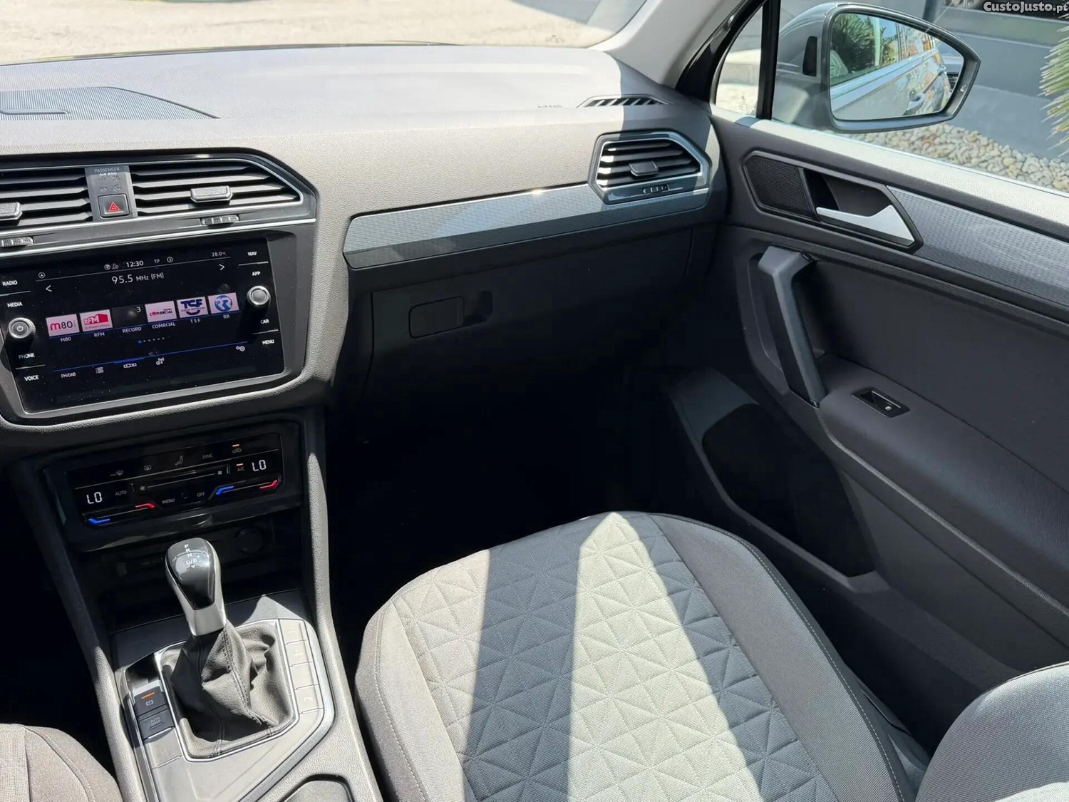 Volkswagen Tiguan 1.4 TSI eHybrid Life DSG — fotografia 11