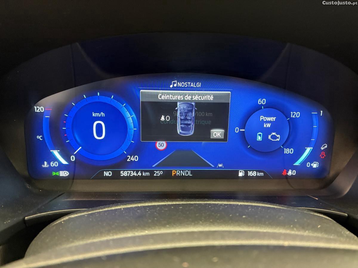 Ford Kuga 2.5 FlexiFuel FHEV ST-Line — fotografia 5