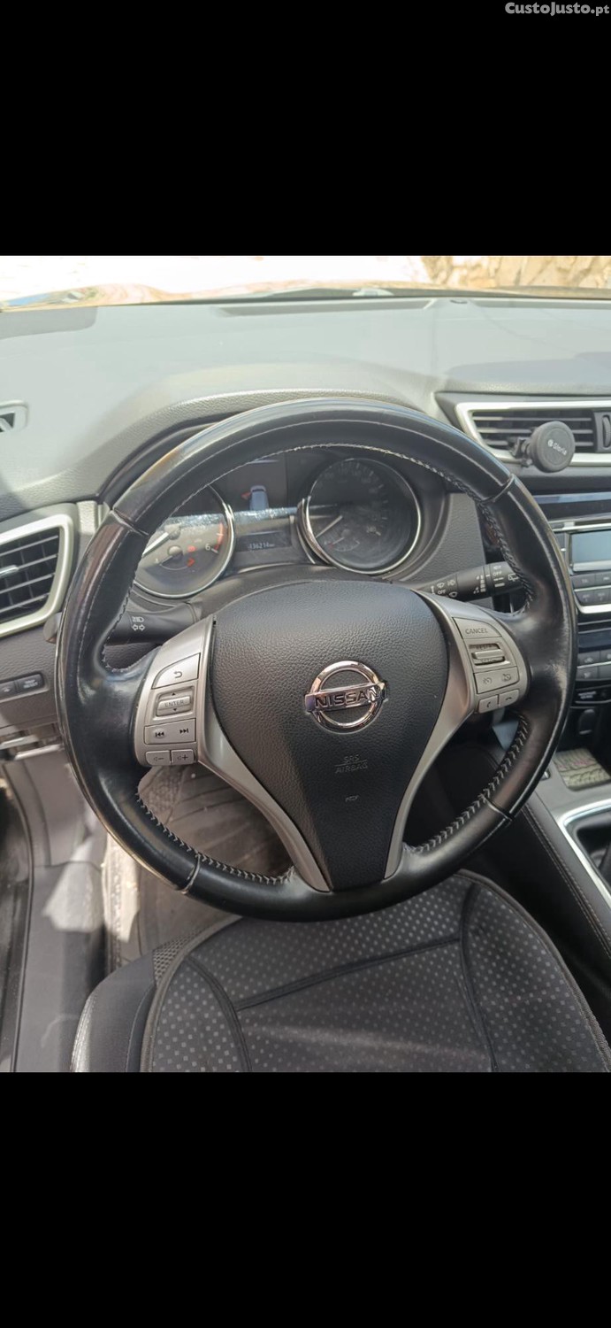Nissan Qashqai — fotografia 6