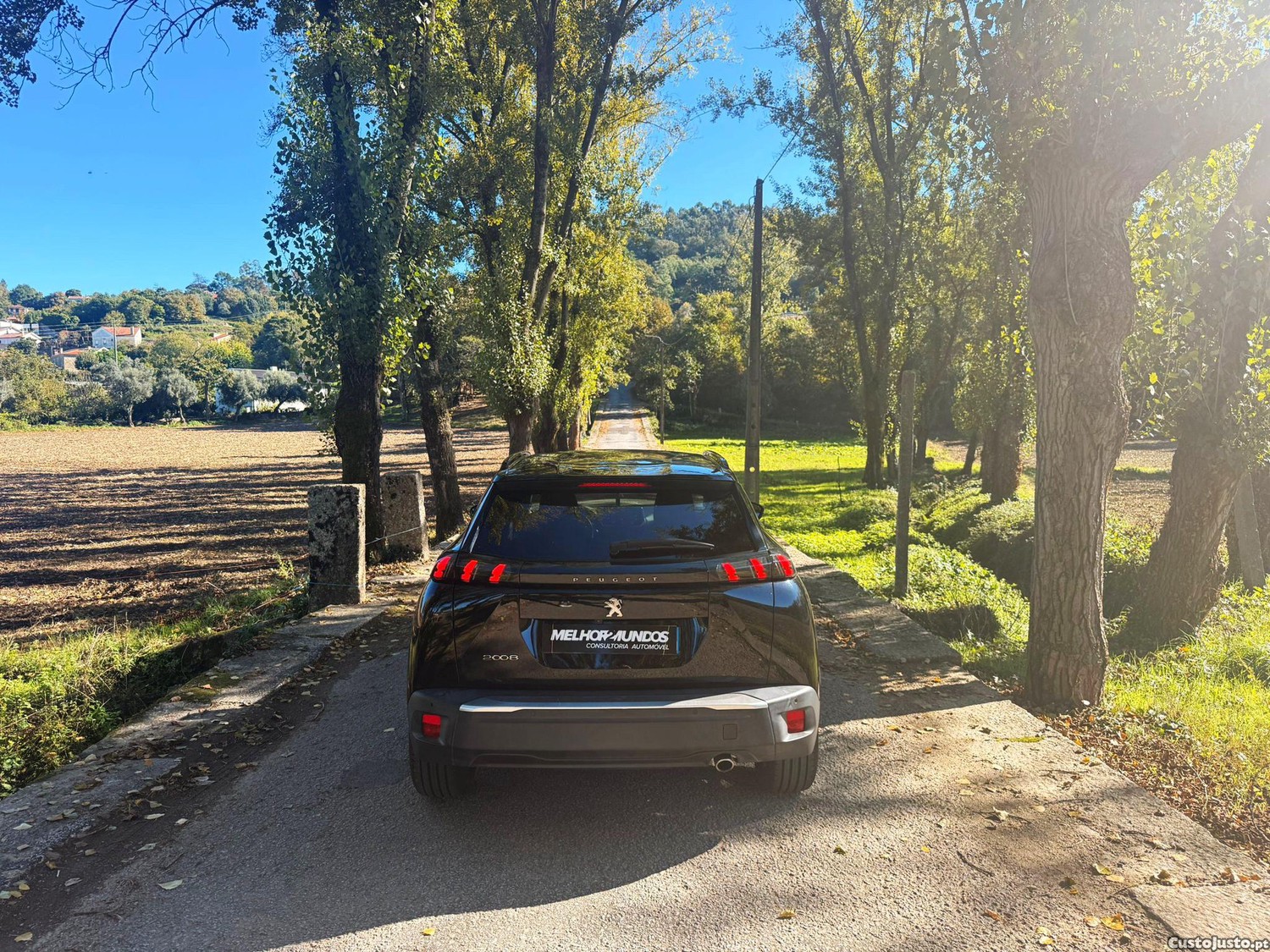 Peugeot 2008 1.5 BlueHDi Allure EAT8 — fotografia 19