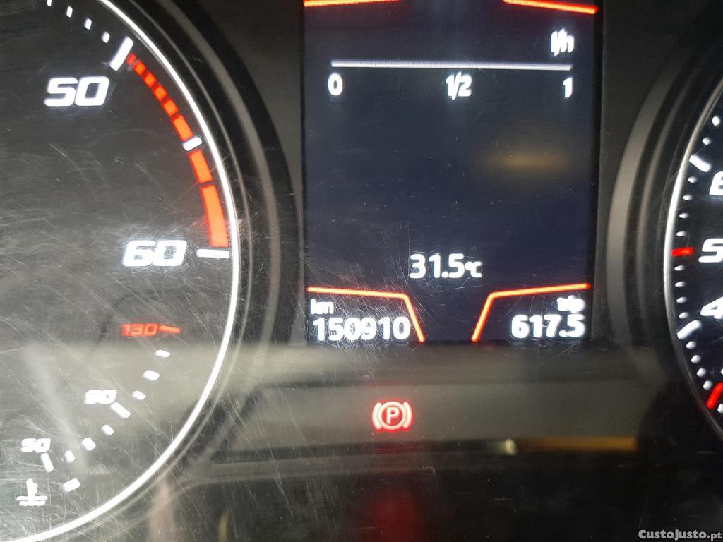 SEAT Leon ST 1.6 TDI Style 115cv — fotografia 14