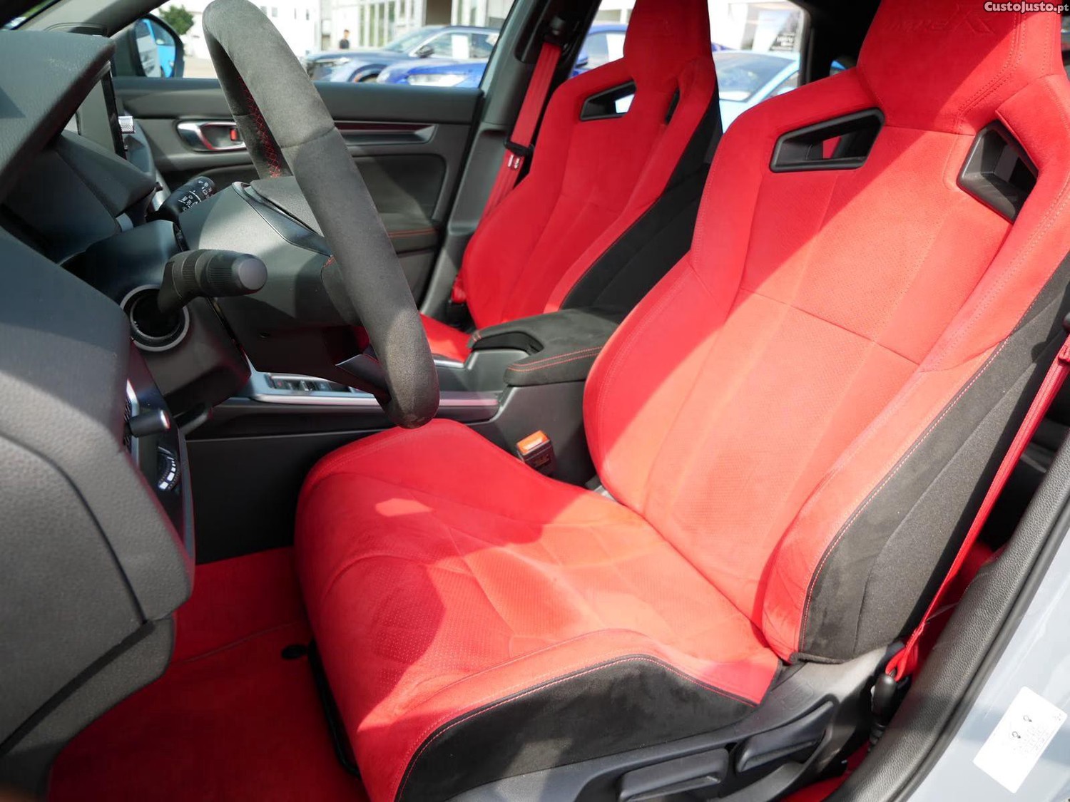 Honda Civic 2.0 i-VTEC Type-R — fotografia 14