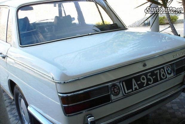 BMW  Sedan 2000 foto 2