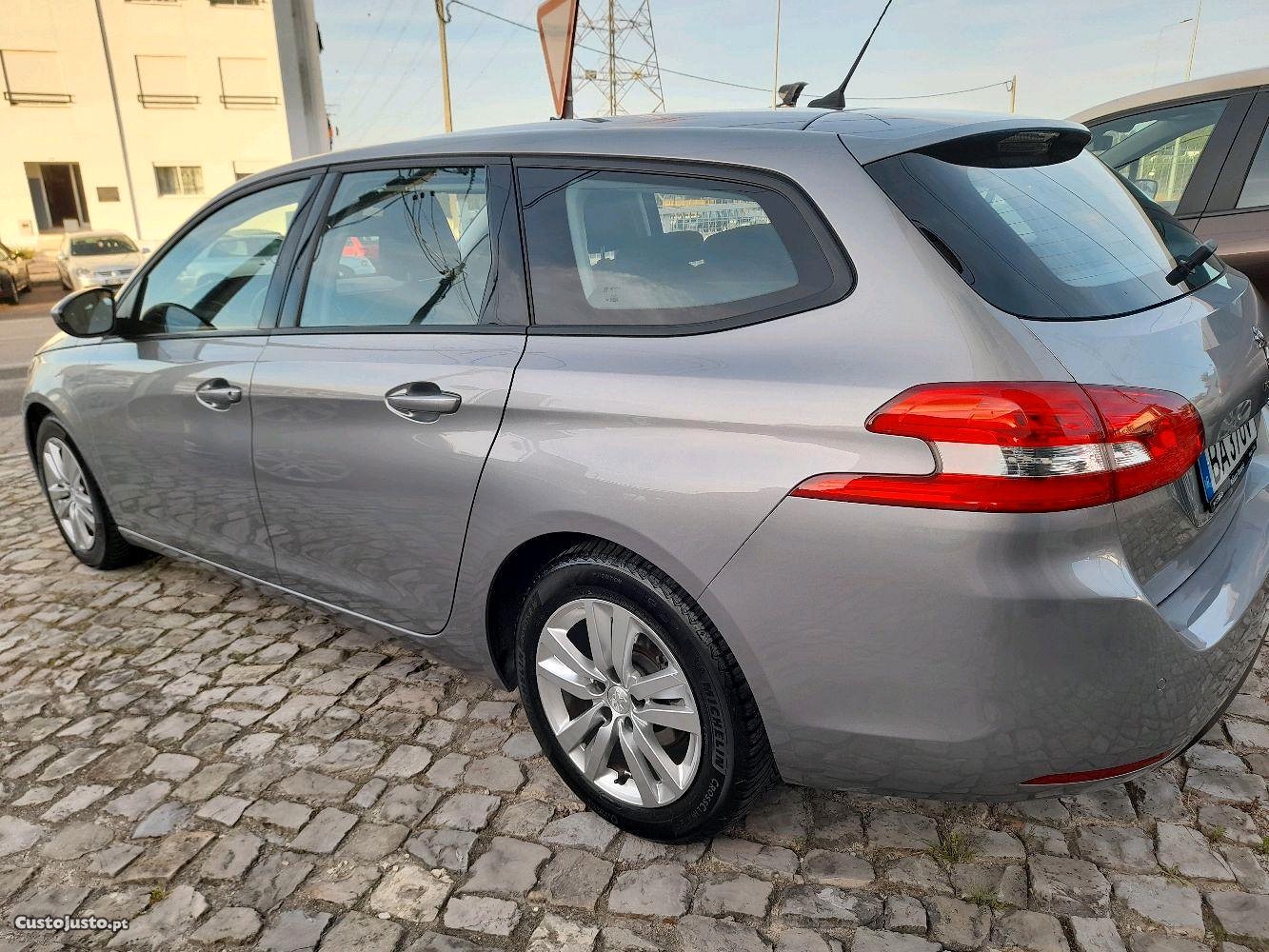 Peugeot 308 1.5 diesel - 18 — photo 4