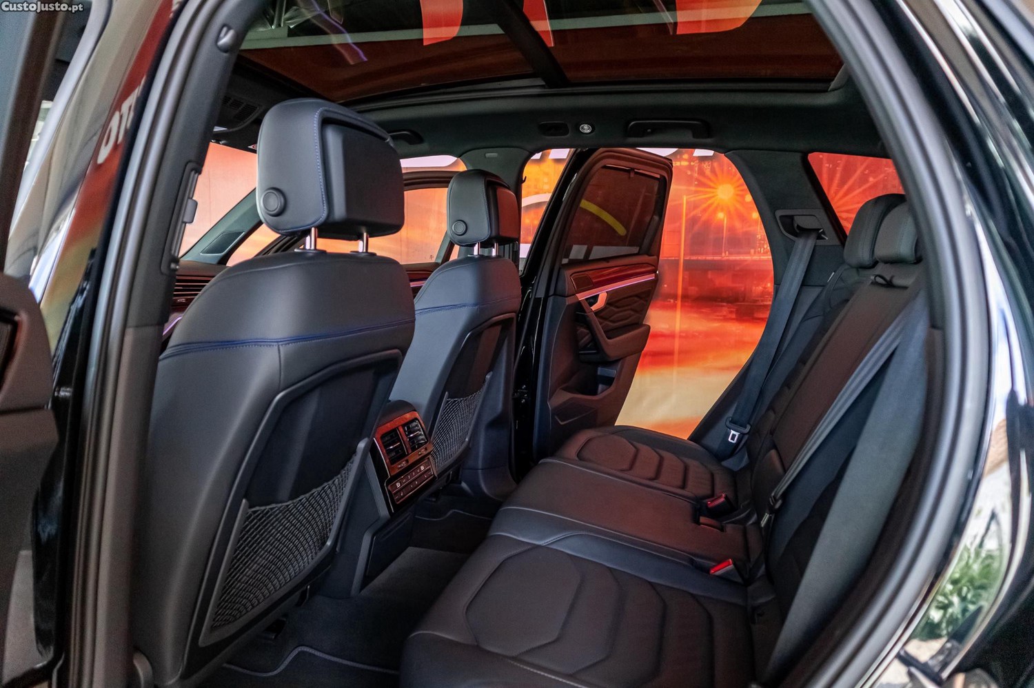Volkswagen Touareg 3.0 TSI e-Hybrid R — fotografia 12
