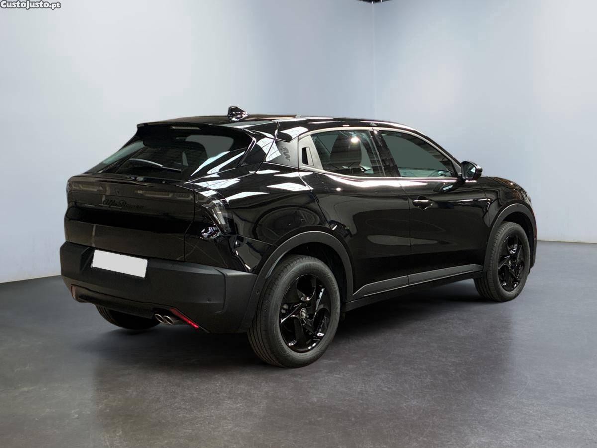 Alfa Romeo Junior 1.2 Ibrida eDCT6 — fotografia 8