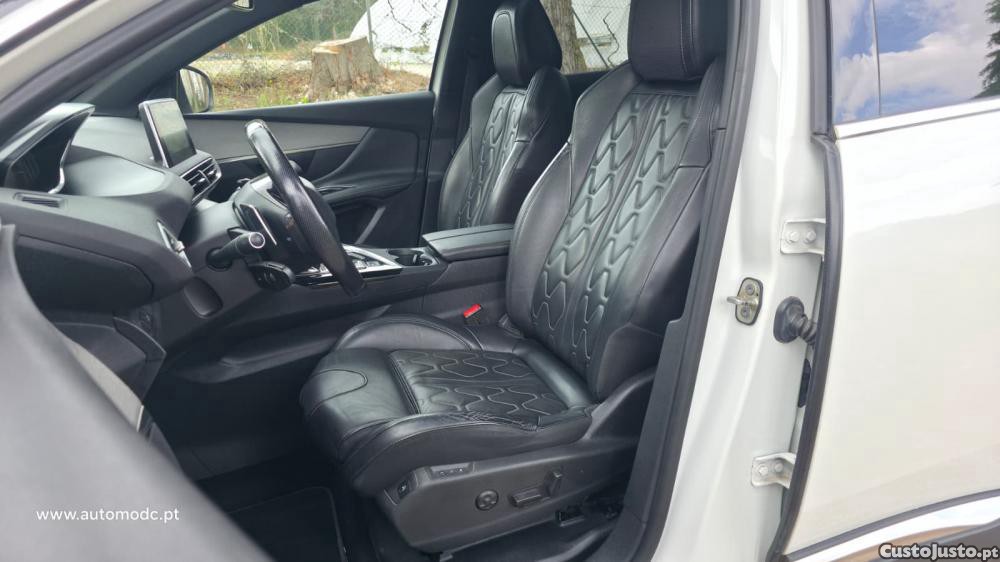 Peugeot 3008 2.0 BlueHDi GT EAT8 — fotografia 14