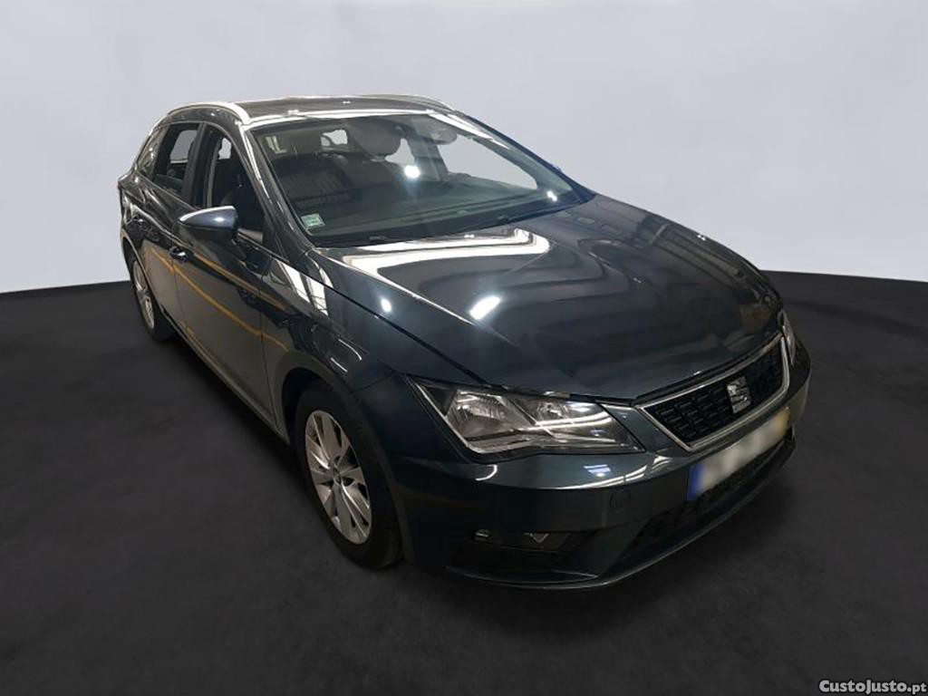 SEAT Leon ST 1.6 TDI Style 115cv — fotografia 21
