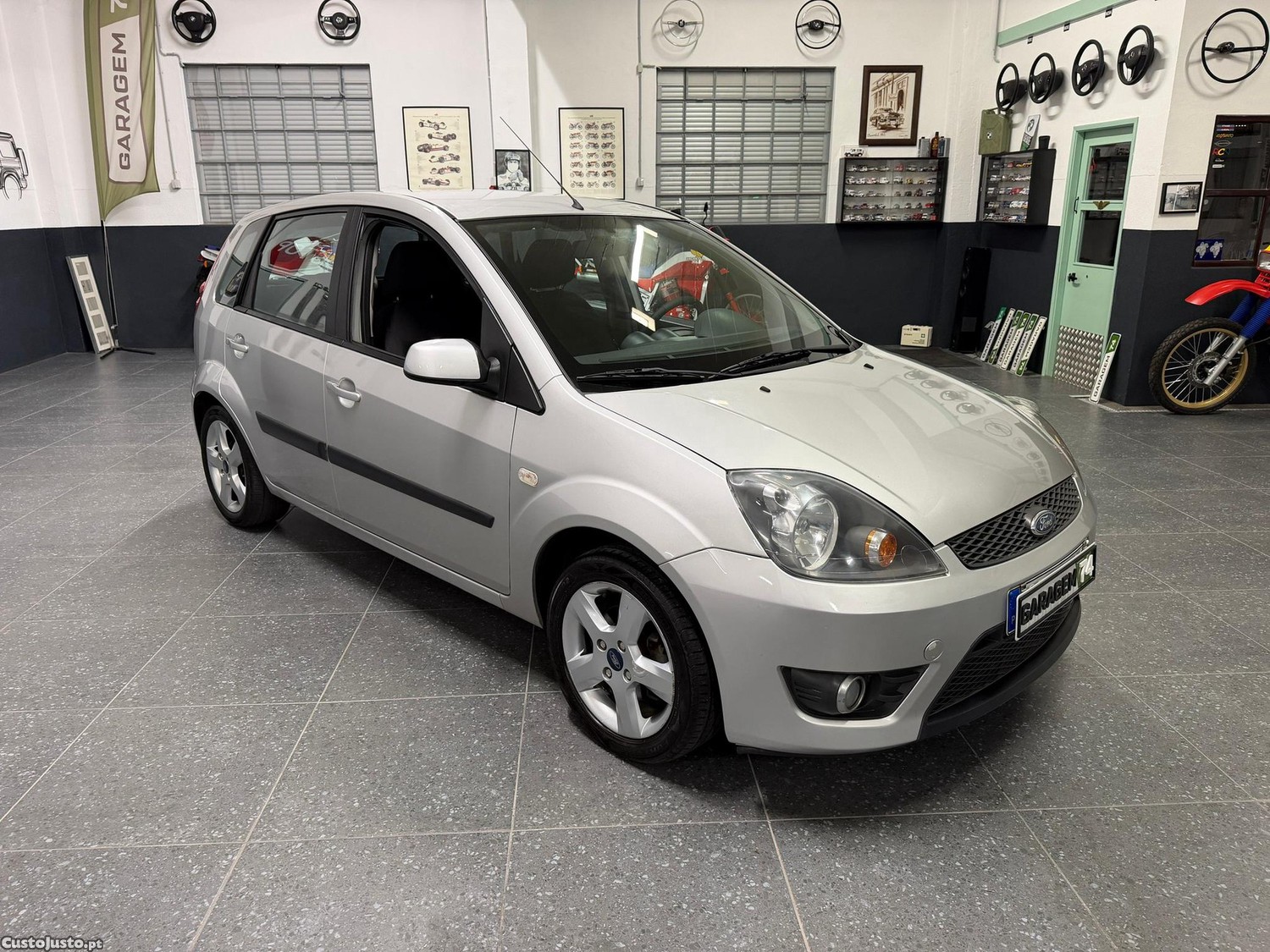 Ford Fiesta 1.25 Connection — fotografia 8