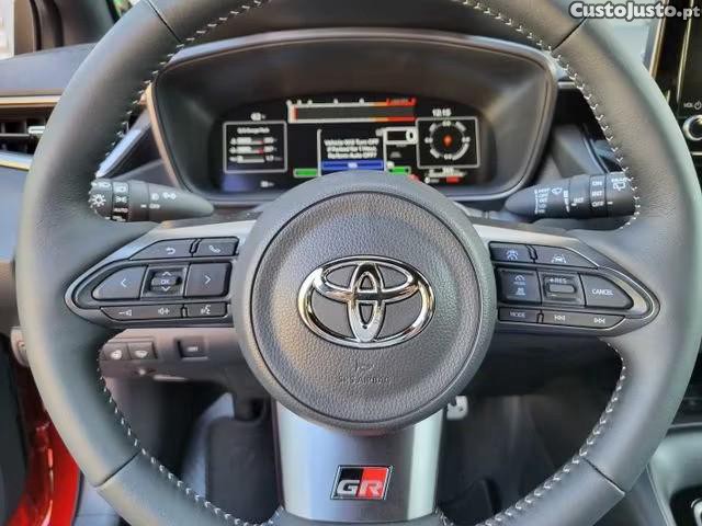 Toyota Corolla 1.8 GR CORE — fotografia 3