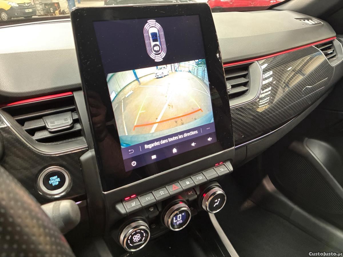 Renault Arkana E-Tech R.S. Line — fotografia 3