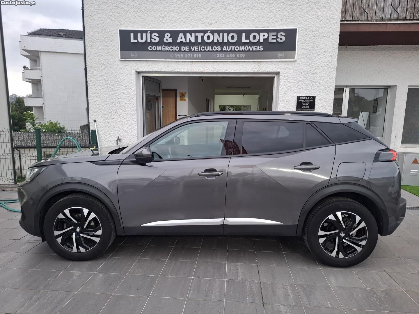 Peugeot 2008 1.2 PureTech Allure Pack - 20 foto 4