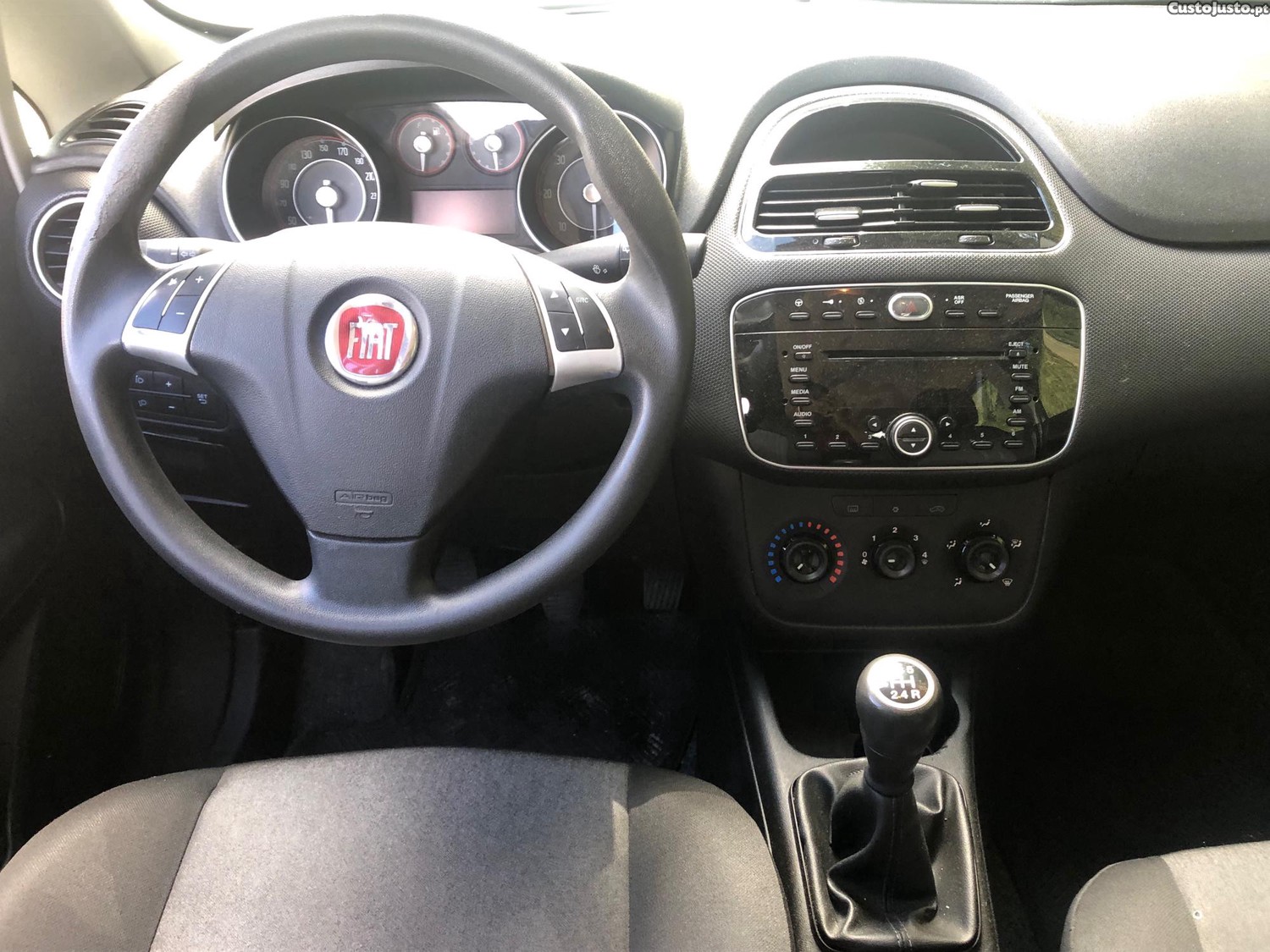 Fiat Punto 1.3 M-Jet — fotografia 4