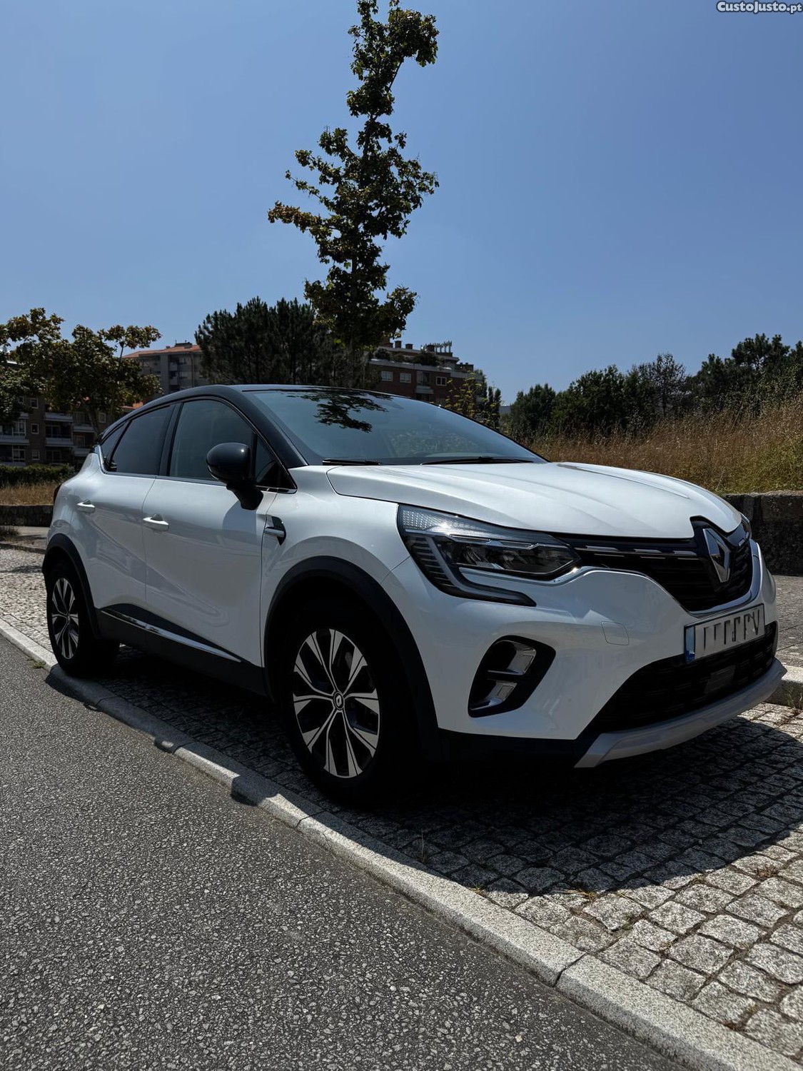 Renault Captur (E-Tech Hybrid) — fotografia 7