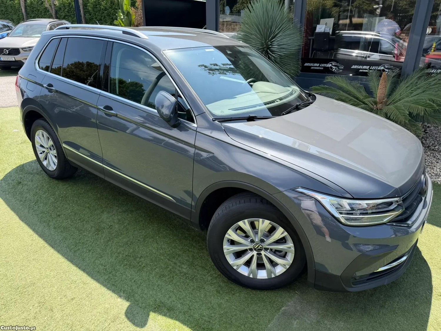 Volkswagen Tiguan 1.4 TSI eHybrid Life DSG — fotografia 23