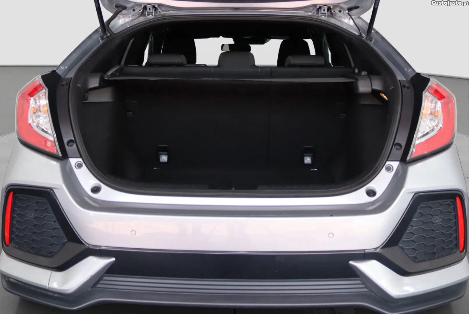 Honda Civic 1.0 i-VTEC Executive CVT — fotografia 3