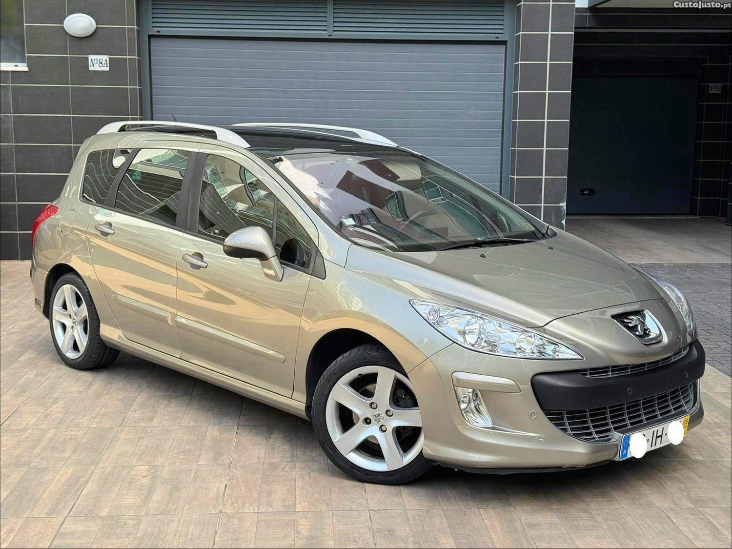 Peugeot 308 SW 1.6HDI 110CV 7LUGARES — fotografia 8
