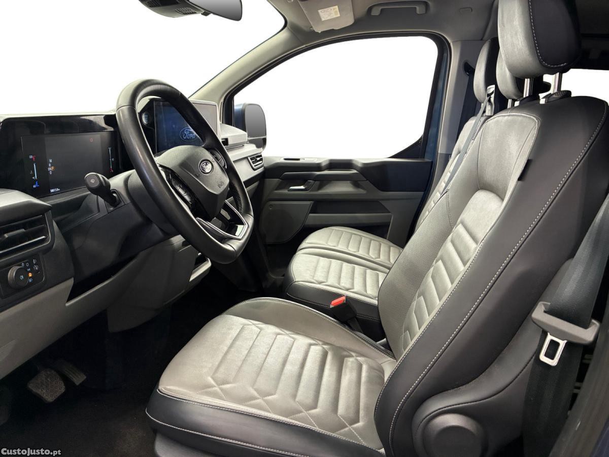Ford Tourneo 2.0 EcoBlue L2H1 Titanium Aut. — fotografia 7
