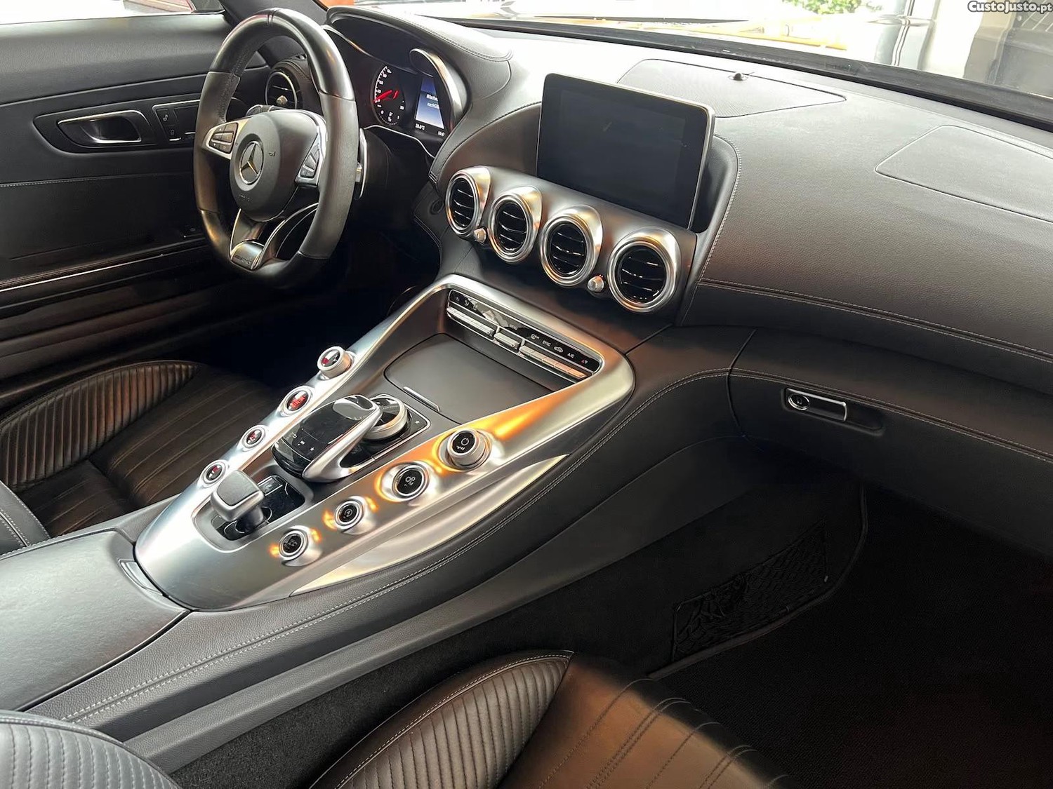 Mercedes-Benz AMG GT V8 — fotografia 11