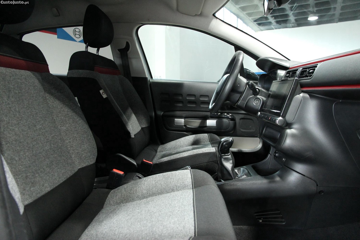 Citroën C3 1.2 PureTech C-Series — fotografia 15