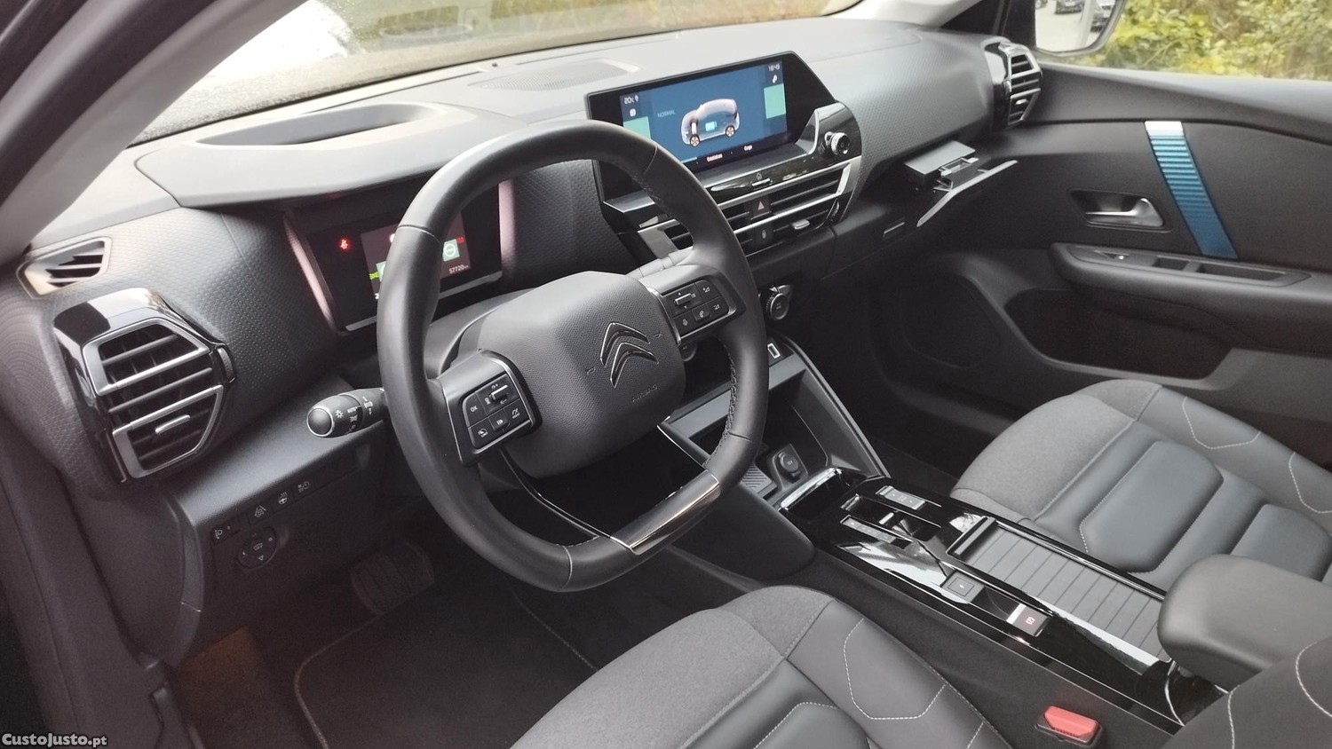 Citroën e-C4 SHINE - 22 foto 3