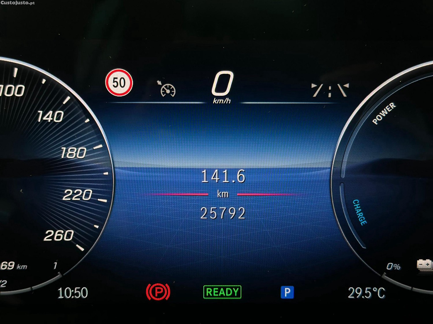 Mercedes-Benz CLA 250 e AMG Line — fotografia 13