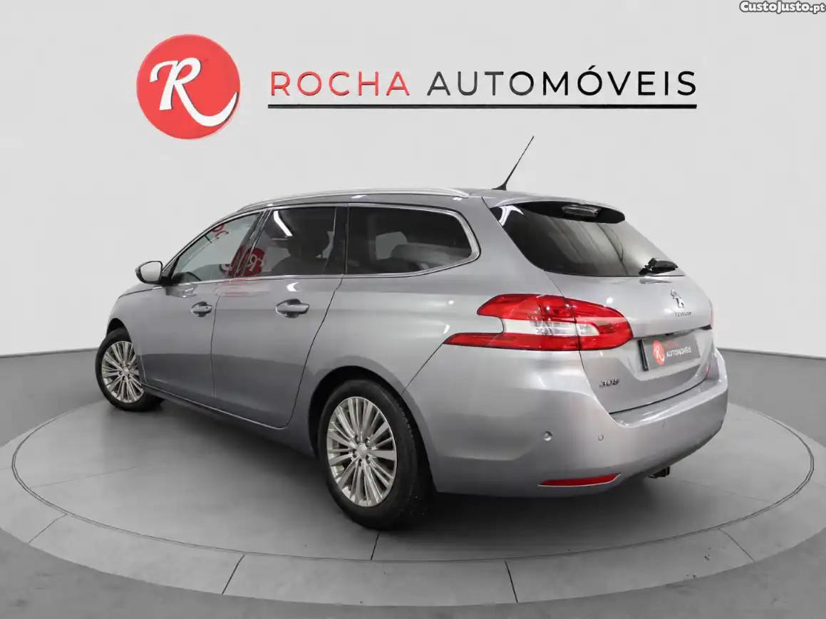Peugeot 308 1.2 PureTech Allure EAT6 — fotografia 7