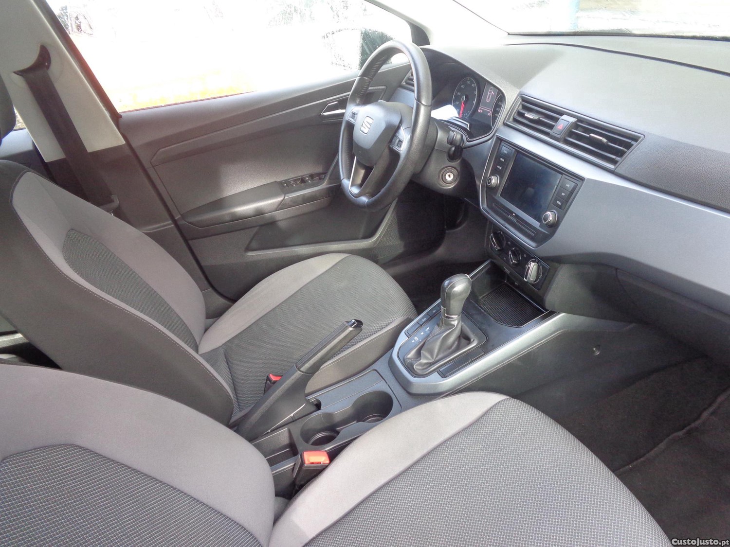 Seat Arona 1.0 TSI DSG 5portas — photo 3