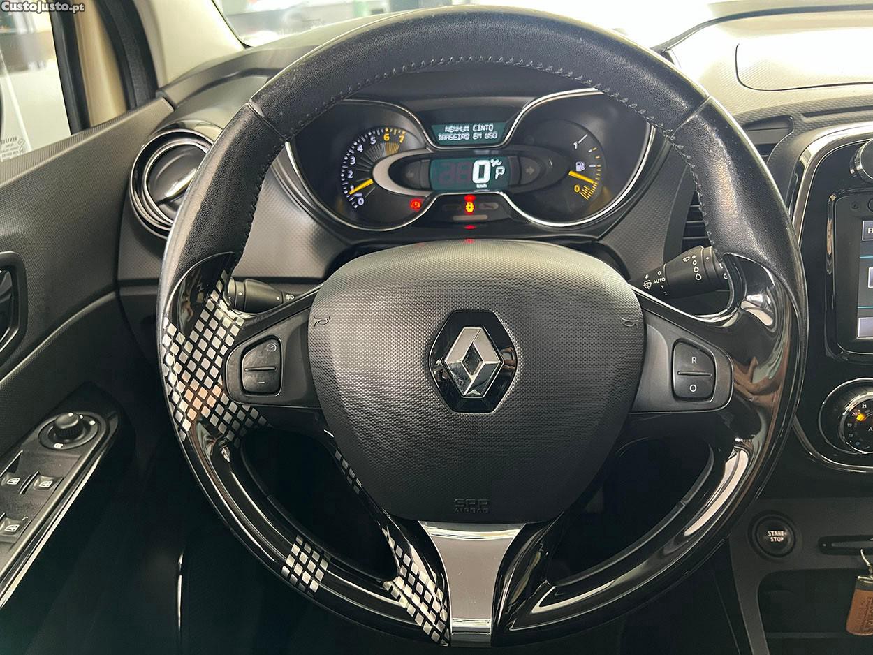 Renault Captur 1.2 TCe Exclusive EDC — fotografia 15