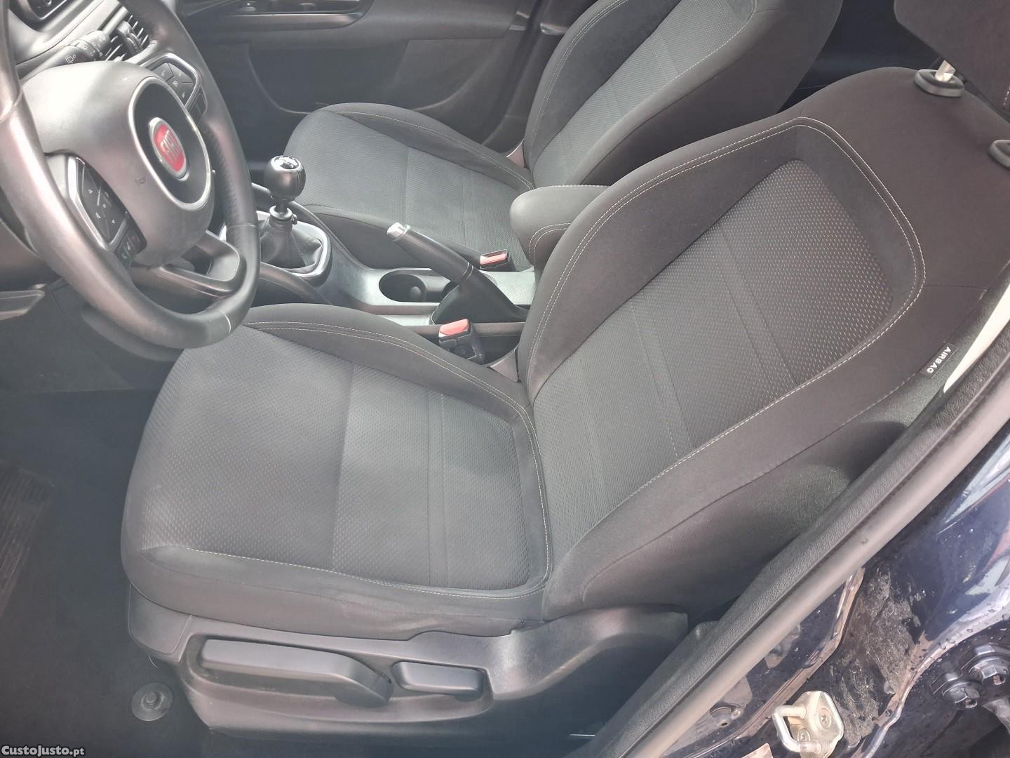 Fiat Tipo 1.4 Lounge — fotografia 12