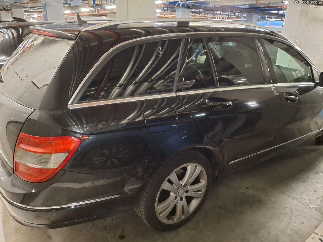 Mercedes-Benz C 200 avangard - 09 foto 3