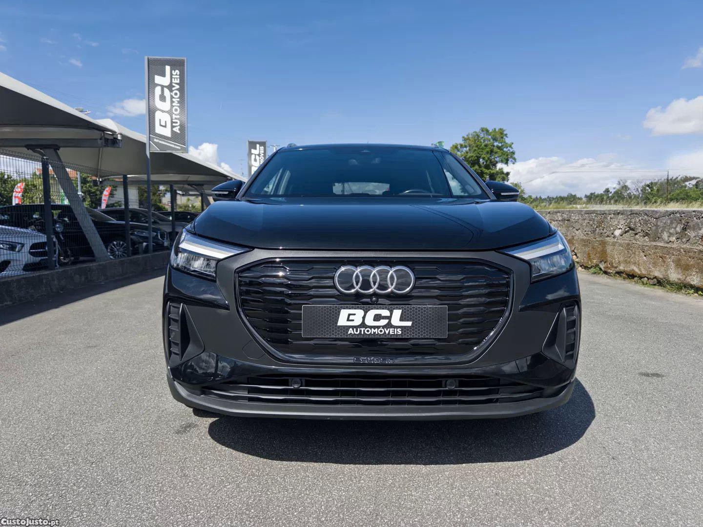 Audi Q4 40 - 22 — photo 2