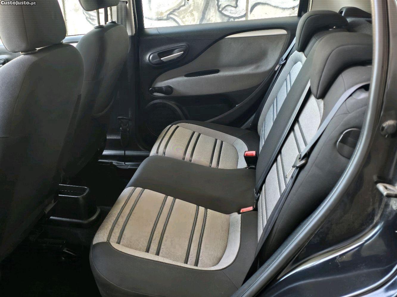 Fiat Grande Punto evo — fotografia 4