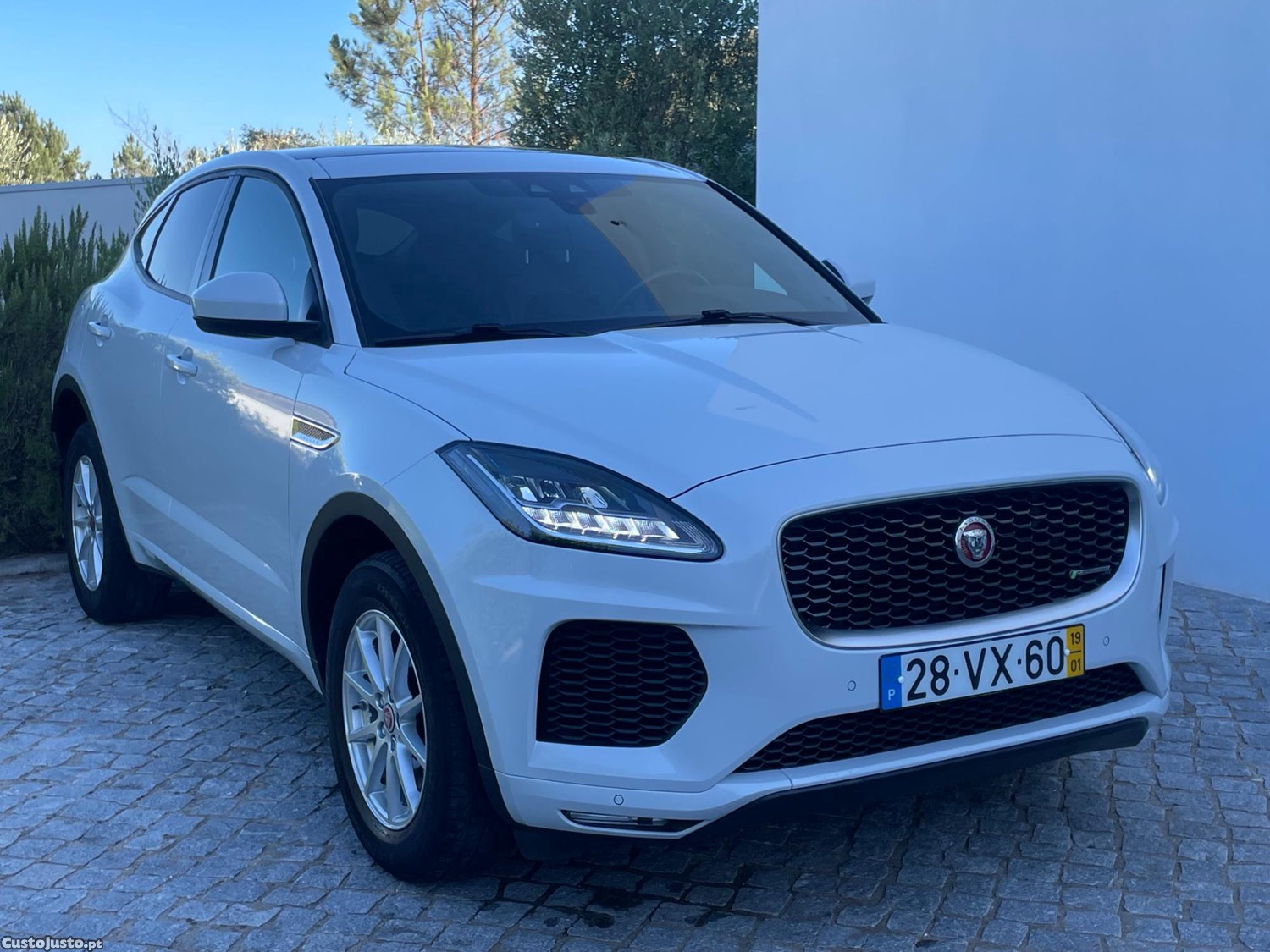 Jaguar E-Pace R-Dynamic — fotografia 10