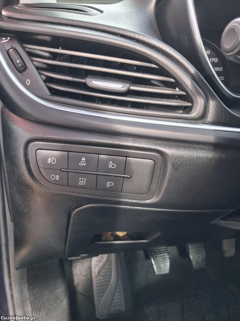 Fiat Tipo 1.4 Lounge — fotografia 10