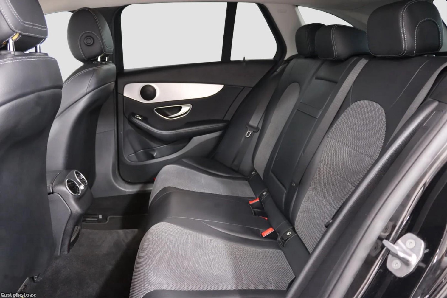 Mercedes-Benz C 220 BlueTEC Avantgarde — fotografia 4