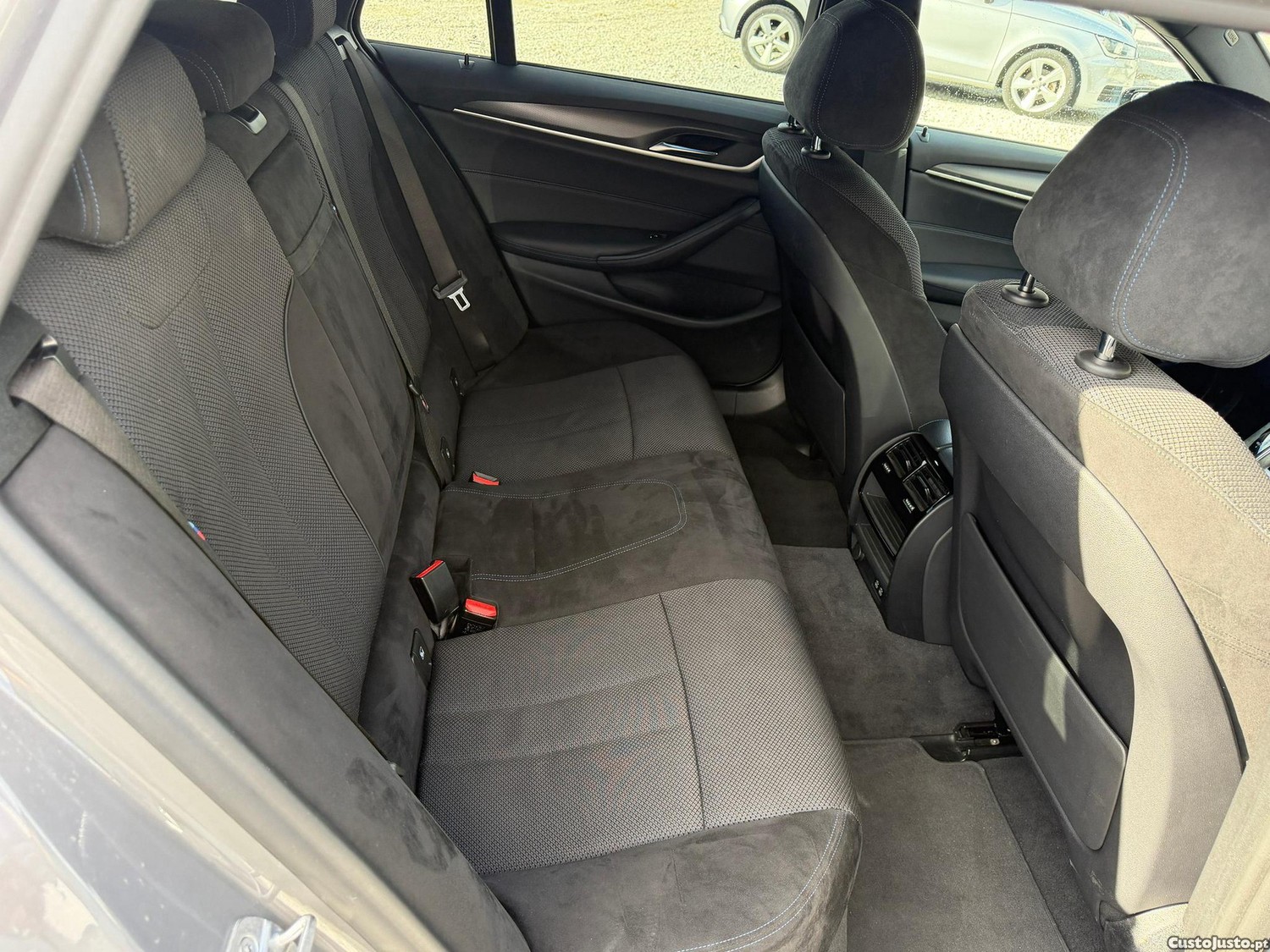 BMW 530 e Pack Desportivo M — fotografia 2