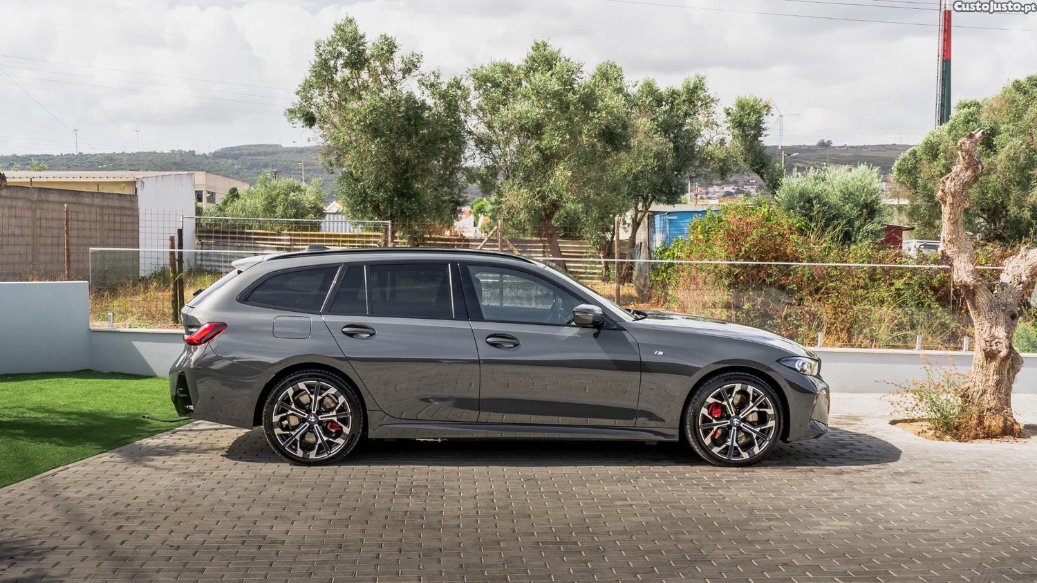 BMW 330 e Pack Desportivo M Pro Auto — fotografia 3